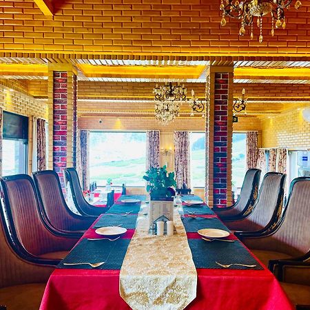 Hotel Village Walk Sonamarg Bagian luar foto