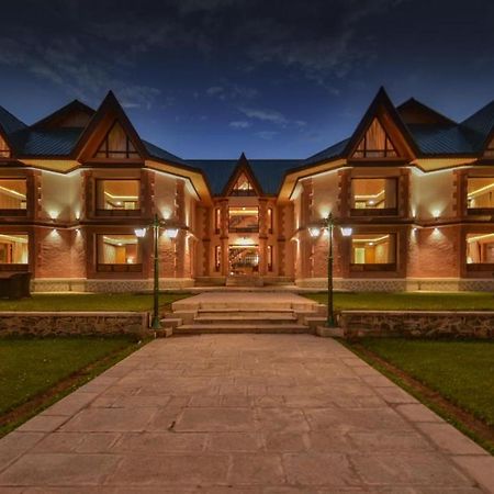 Hotel Village Walk Sonamarg Bagian luar foto