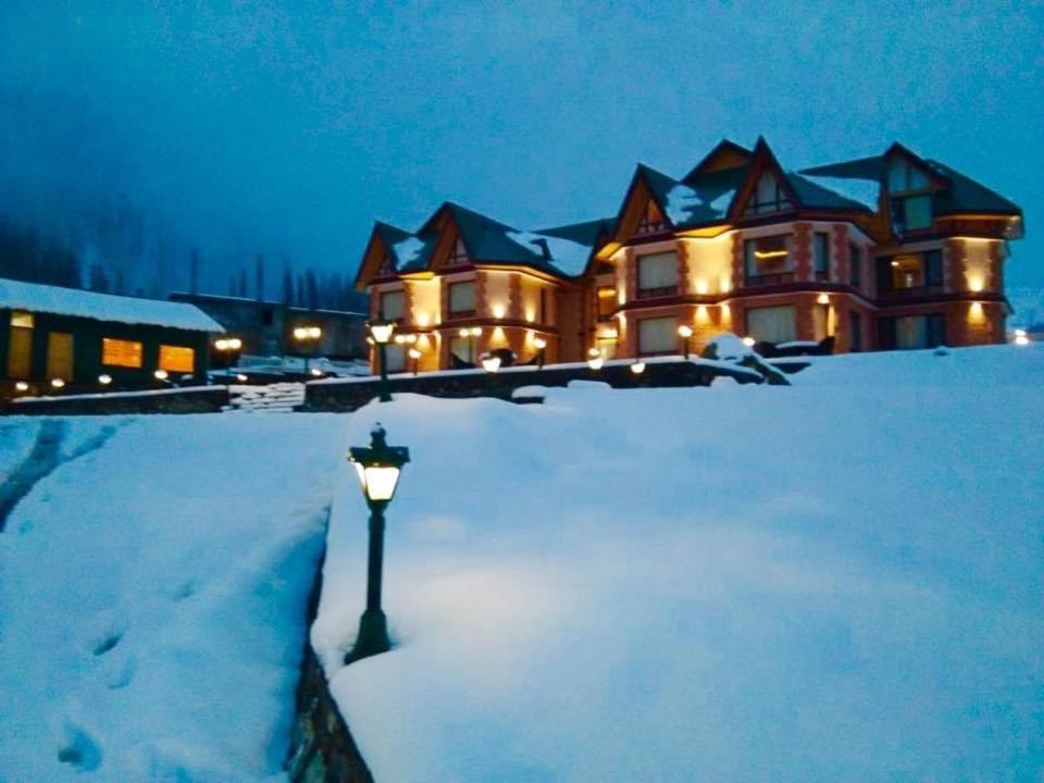 Hotel Village Walk Sonamarg Bagian luar foto