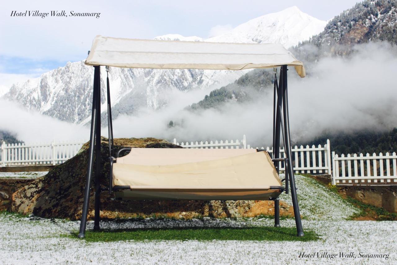 Hotel Village Walk Sonamarg Bagian luar foto