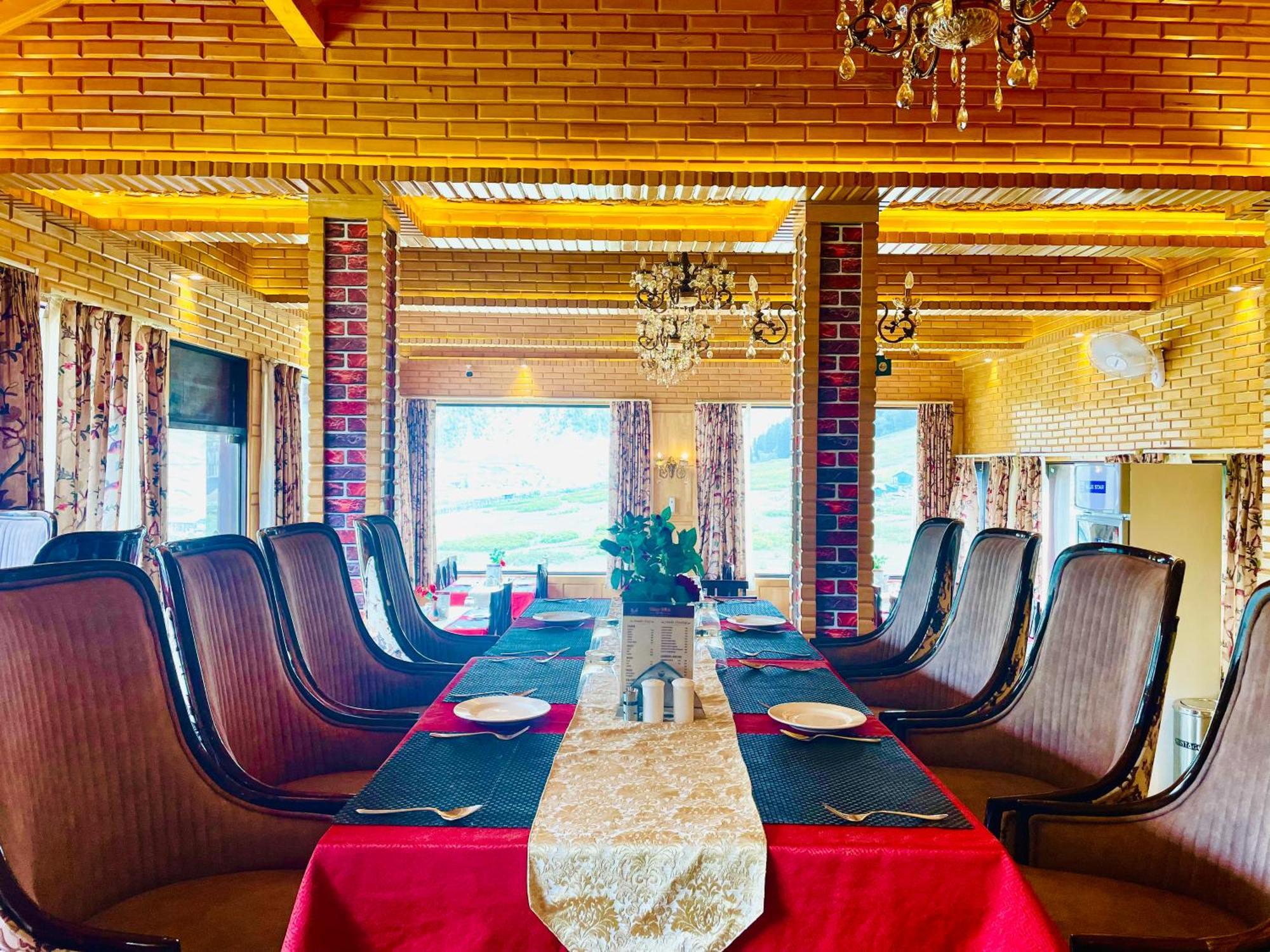 Hotel Village Walk Sonamarg Bagian luar foto