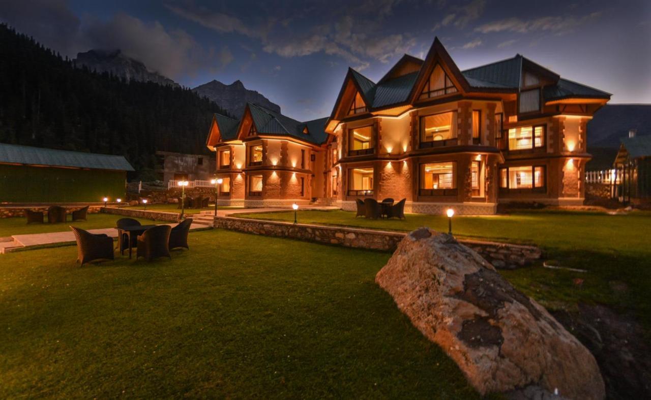 Hotel Village Walk Sonamarg Bagian luar foto