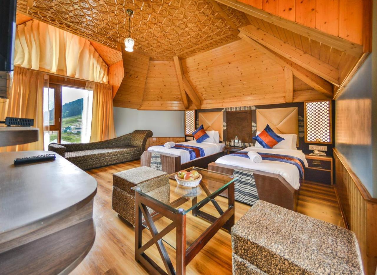 Hotel Village Walk Sonamarg Bagian luar foto