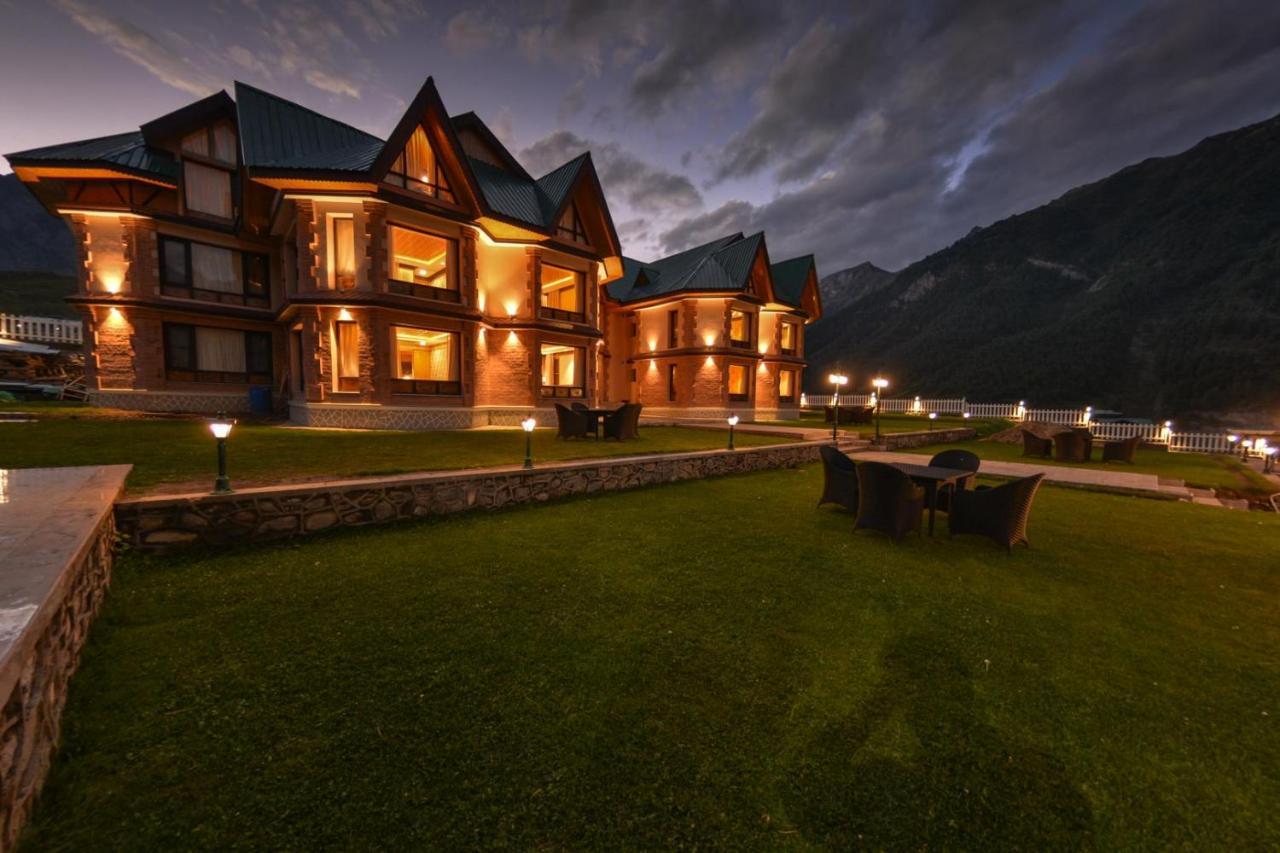 Hotel Village Walk Sonamarg Bagian luar foto